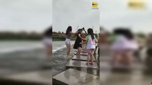 吃瓜视频霸气女生,吃瓜视频中的霸气女生风采