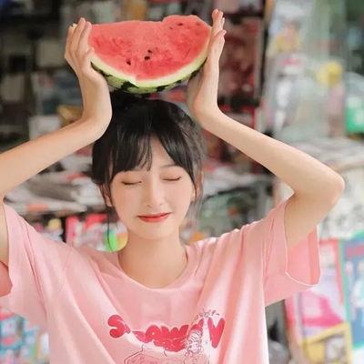 吃瓜女孩图片,揭秘吃瓜女孩的甜蜜生活